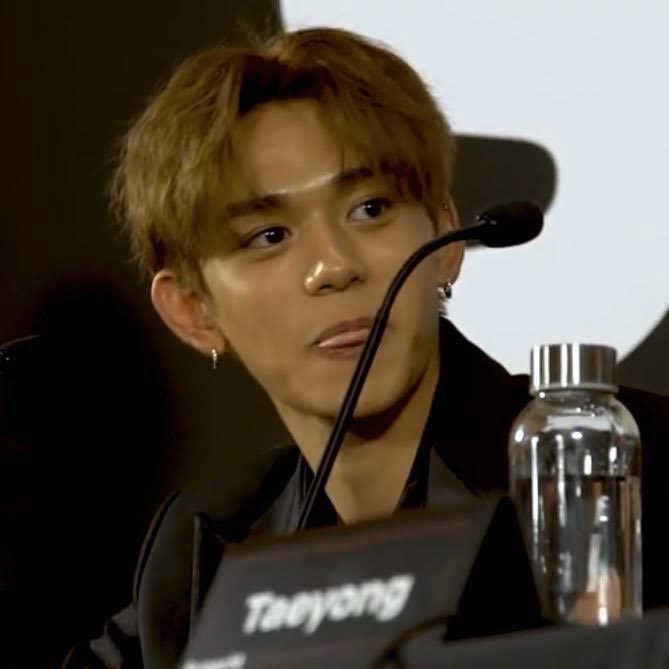 motslucas's tweet photo. thread of unwhitewashed lucas melanin 😁 https://t.co/QB49GffZTS