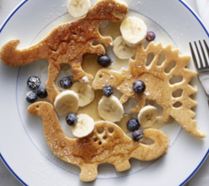 slpreda's tweet photo. #MillionMAGAMarch2020  Mmmmmake pancakes! Rawr https://t.co/kGzClI9ThJ