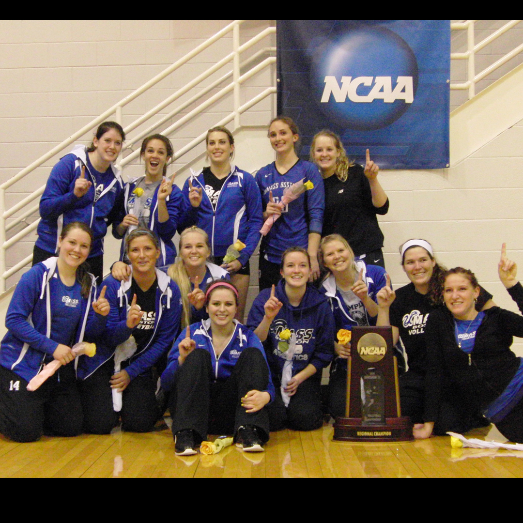 UMassBeacons's tweet photo. #OnThisDay in 2010, @UMassBostonVB won their first-ever NCAA Regional Championship with a 3-2 win over host Springfield College. Shannon Thompson (25 kills, 18 digs) and Corinne Porter (13 kills, 12 digs, 7 aces) each recorded double-doubles in the victory https://t.co/Ithv02z2QC https://t.co/EriLfQmQhI
