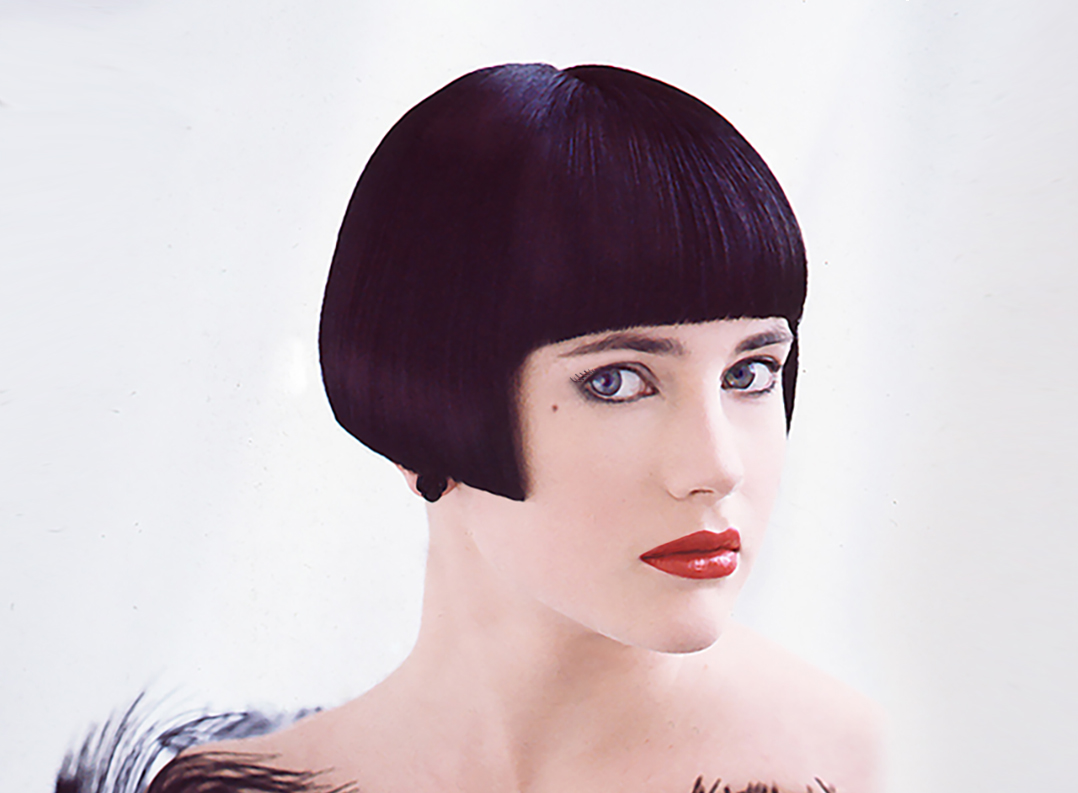 I just loved cutting this bob style while teaching my students. This one is from 1990.
Image - Trevor E R Yerbury.
All styling - Faye Yerbury.