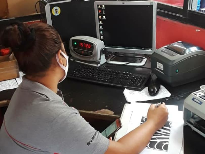 Bolipuertos__ve's tweet photo. #ElDato 📌  Plan de Calibración y Certificación de las Balanzas Camioneras válida equipos en los Puertos de La Guaira, Puerto Cabello, Guanta, Maracaibo y La Ceiba a través de @SencamerCalidad ✅ #14Noviembre #VenezuelaAbiertaAlFuturo
#SábadoPortuario 🚢 ⚓🇻🇪 @MundoPorts https://t.co/Mg78BoSTP6