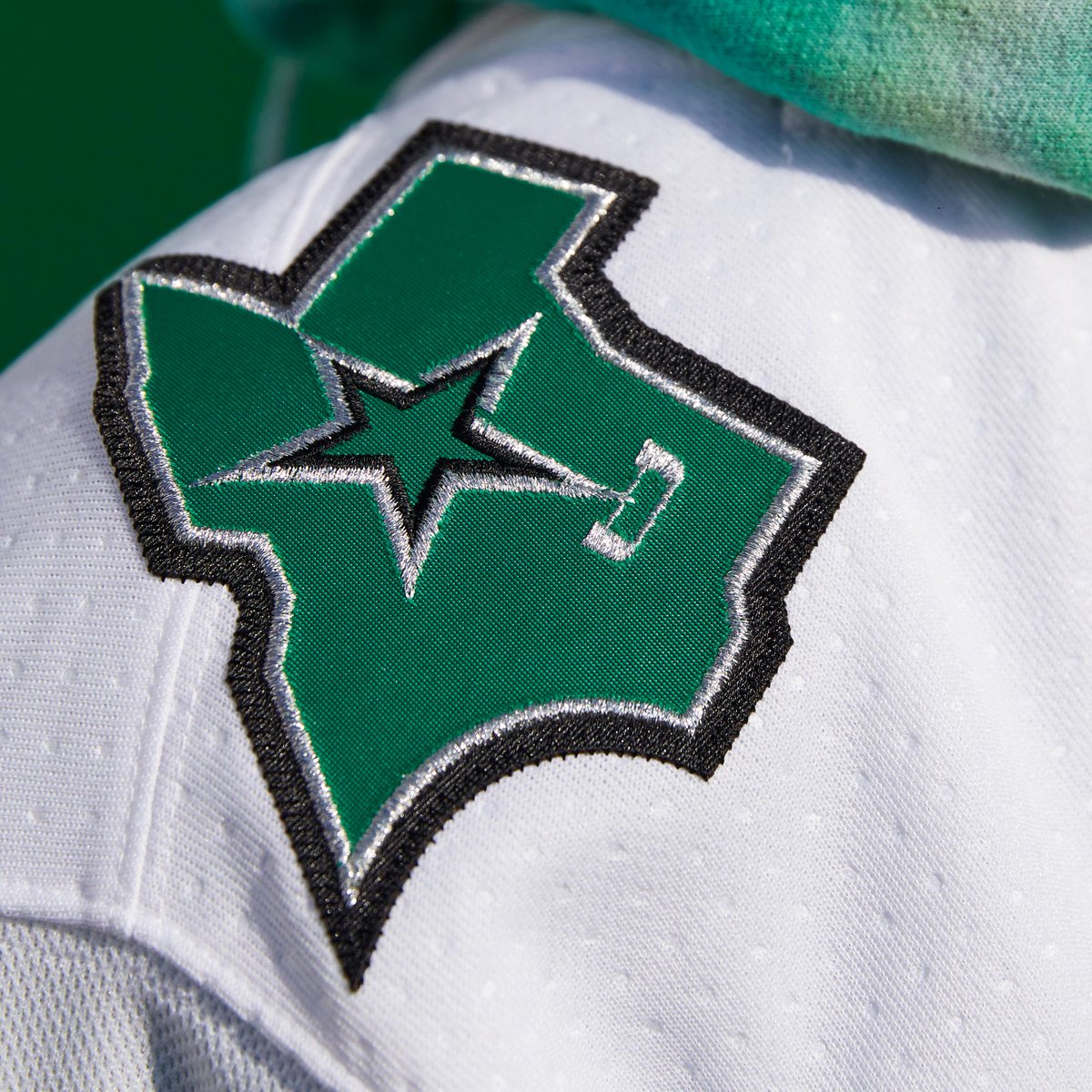 NHL tweet media