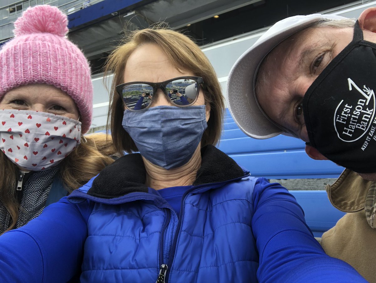 Let’s Go Cats! 💙 Beat Vanderbilt! It was fun to watch John Schlarman play and thank you for coaching! Peace to your family 💙 Amazing singing of our National Anthem by Chloe Abbott 🇺🇸#SchlarmanStrong <a href="/UKAthletics/">Kentucky Athletics</a> #WeAreUK <a href="/ukkim1958/">ukkim1958</a>