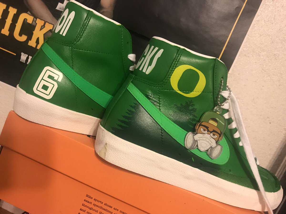 shellealycee's tweet photo. Oregon vs. Washington State
TODAY @4pm (PST) FOX
#Defense #NickPickett #MotherDuckerOnDeck #SheReady #Safety #ItAintSafeThough #BeatTheCougs #CountdownTo21 #DemDamnedDucks https://t.co/t0yVgbg5Ux