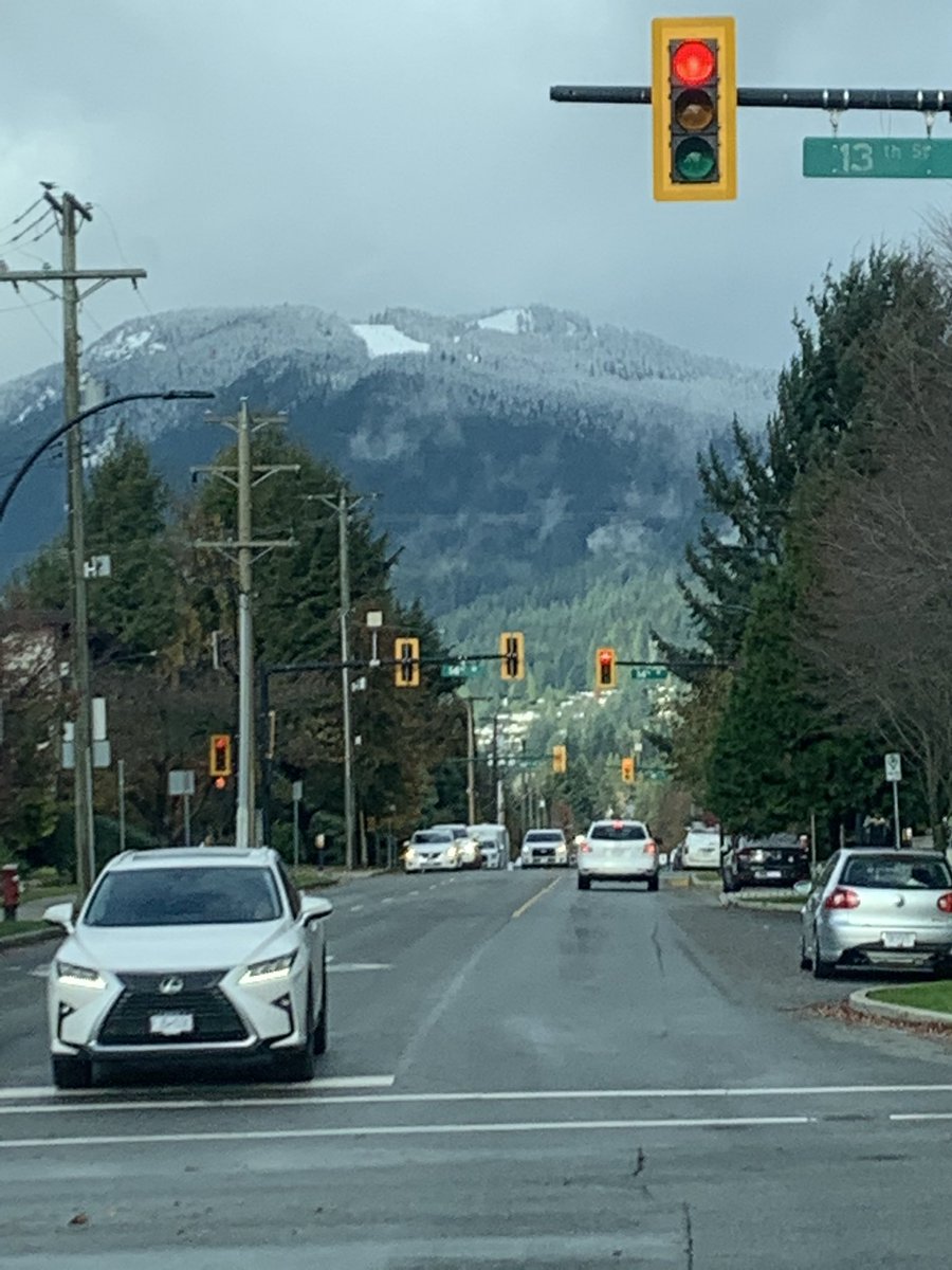 The local mountains are looking fresh with a new blanket of snow. #vancouverlife #winteriscoming