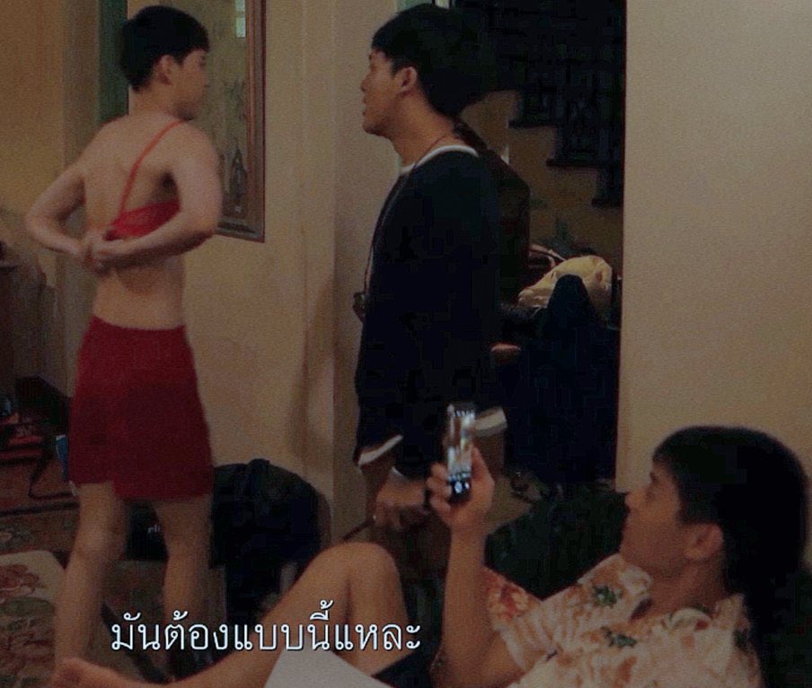 dogonboo's tweet photo. ไอ้คนมุมขวาอาการเป็นยังไง https://t.co/BGhwSwCbxQ