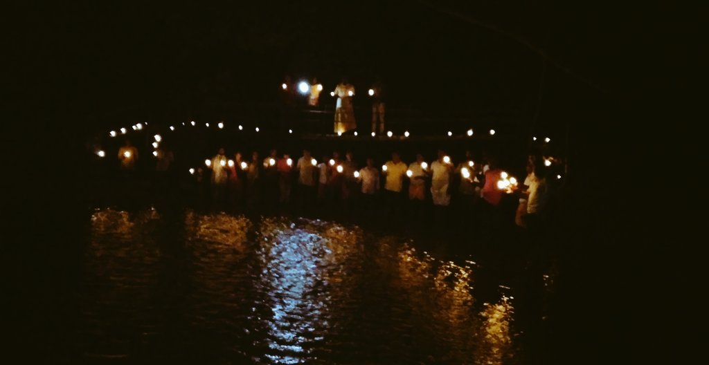 puchhappady82's tweet photo. We are rural peoples celebrated deepavali near river, lighting candles and prayed  during the Deepavali, for  construct  the  Bridge at #Mogra and full repair of #Kamila Road.  A large number number of people involved in this function. @PMOIndia @narendramodi  @CMofKarnataka https://t.co/OpxjU664CF
