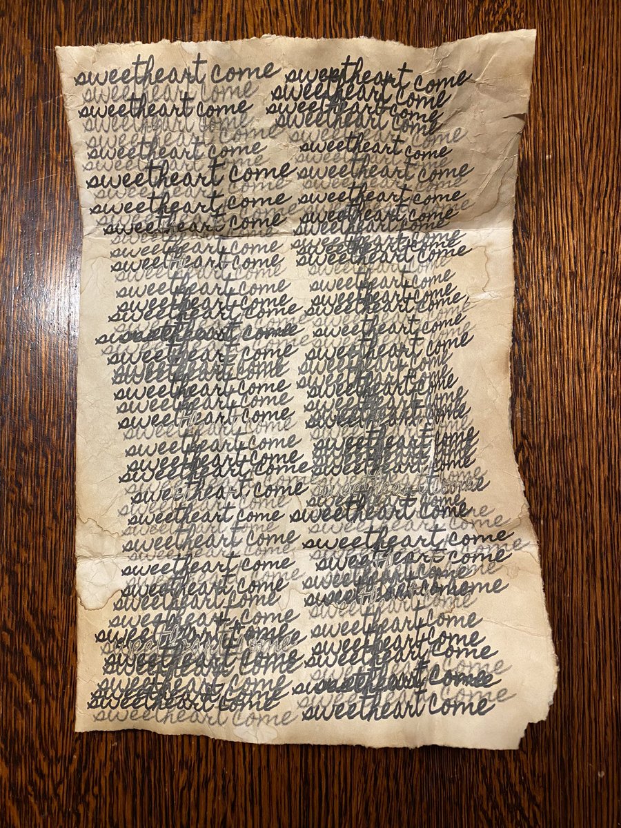 1/ Several folks have asked me to give more details about how I make my paper  #dungeonsanddragons props. So I give you a thread on making a  #dnd prop that I used in my  #curseofstrahd game last weekend