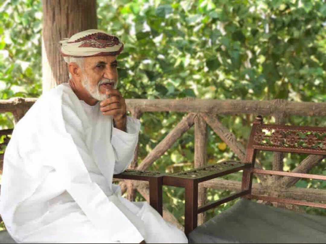 أن يرحل رجل بحجمك.كم هو موجع ومؤلم. إلى جنات الخلد والدي الحبيب، ركن كبير من أركان العائلة يترجل. إنا لله وإنا إليه راجعون ندعو الله ان يتغمده برحمته ويسكنه فسيح جناته -- كنا ننتظر قدومه كل أسبوع لنتعلم منه حب الناس و الزراعة ولكن ما نقول غير قدر الله وما شاء فعل - رحمة الله عليك