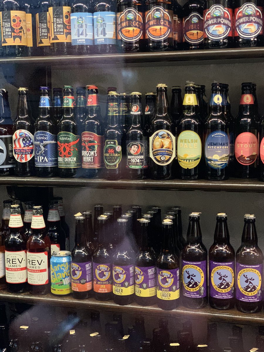 lloyddl2010's tweet photo. Fancy stumbling across @WXM_Lager @bootlegger1974 in @wallysdeli in Cardiff today 👏🏻👏🏻. Great to see. #wrexham #wxmlager https://t.co/VWhjx6PYS5