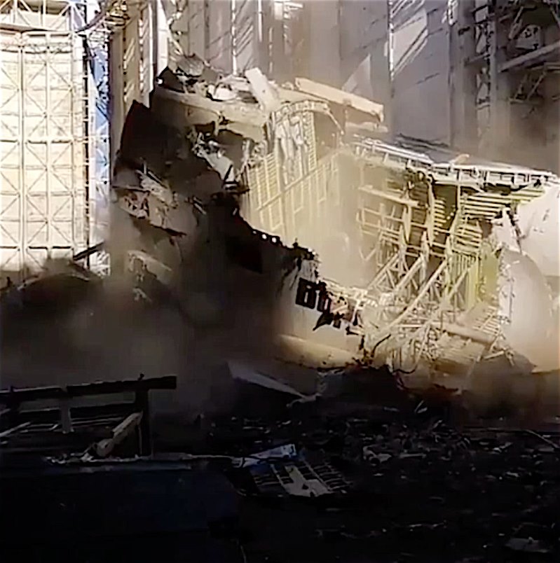 As if the cancellation of the program, which thousands upon thousands of people worked on, was not enough yet, the hangar where Buran was stored (MIK-112) collapsed on 12 May 2002. This destroyed the one and only Buran, an Energia mockup, and even more tragically killed 8 people.