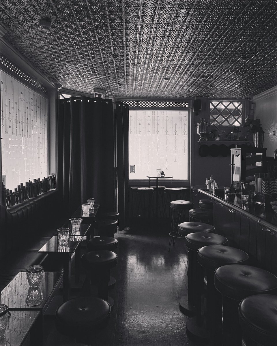 #tb to laughs, music and drinks! 
.
.
.
#thegibsonbar #cocktailbar #cocktails #oldstreet #londoncocktailbar