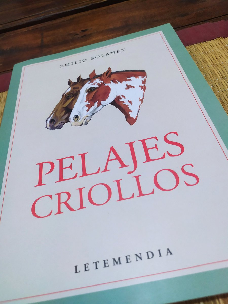 eugeamazona's tweet photo. Llegó por @Mercadolibre mi libro para compartir con ustedes! 
Feliz feliz! 🐎🐎🐎 #PelajesCriollos #Solanet https://t.co/fhdj9z3h5Y
