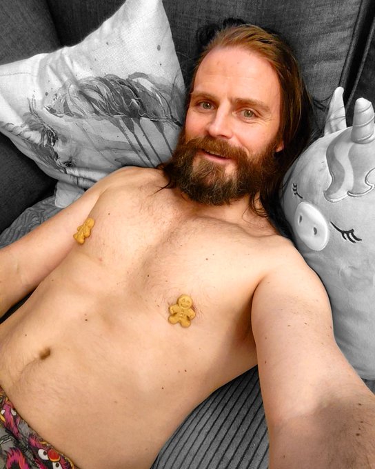 #Gingerbreadman nipple #cookies.... Solidarity sisters 😉

#freethenipple #freetheboobies 
#longhairedmen