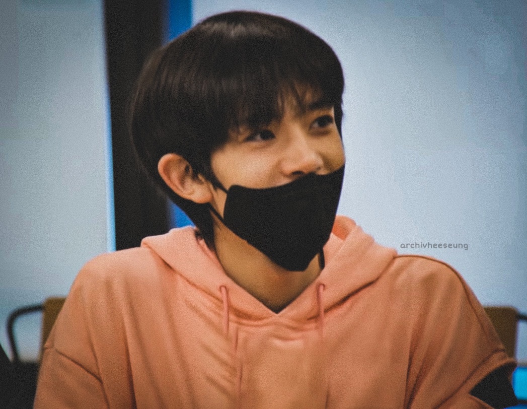 heehourly's tweet photo. ☆ #HEESEUNG  #희승 #이희승 #Heeseungpics @ENHYPEN_members https://t.co/uiAquq2eKD