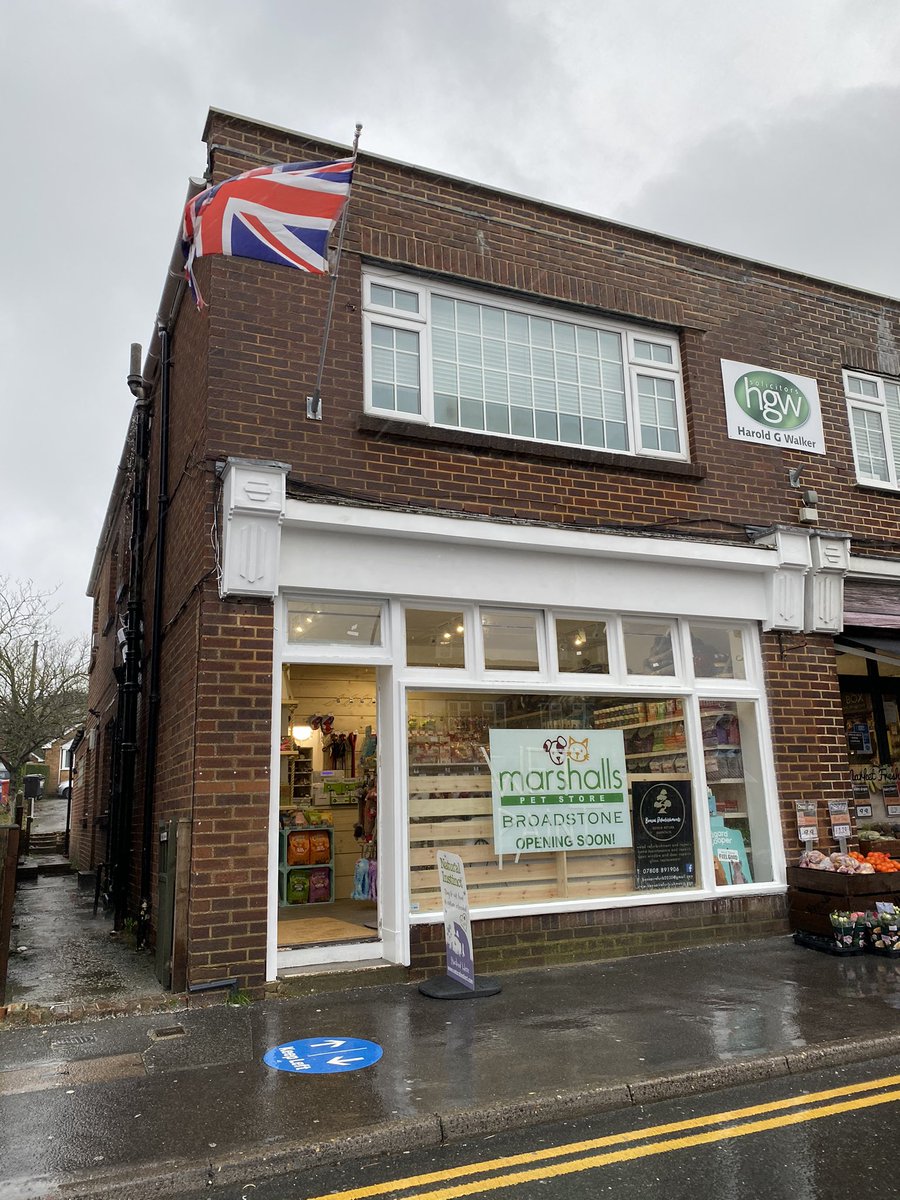 Marshalls Pet Store tweet media