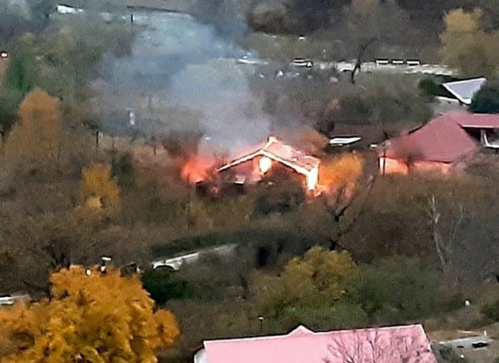This picture proves once again that #Karabakh is #Azerbaijan! If these houses belonged to Armenians, they would not burn their houses!
#KarabakhisAzerbaijan 
#StopArmenianAggression 
#StopArmenianTerrorism
#StopArmenianVandalism