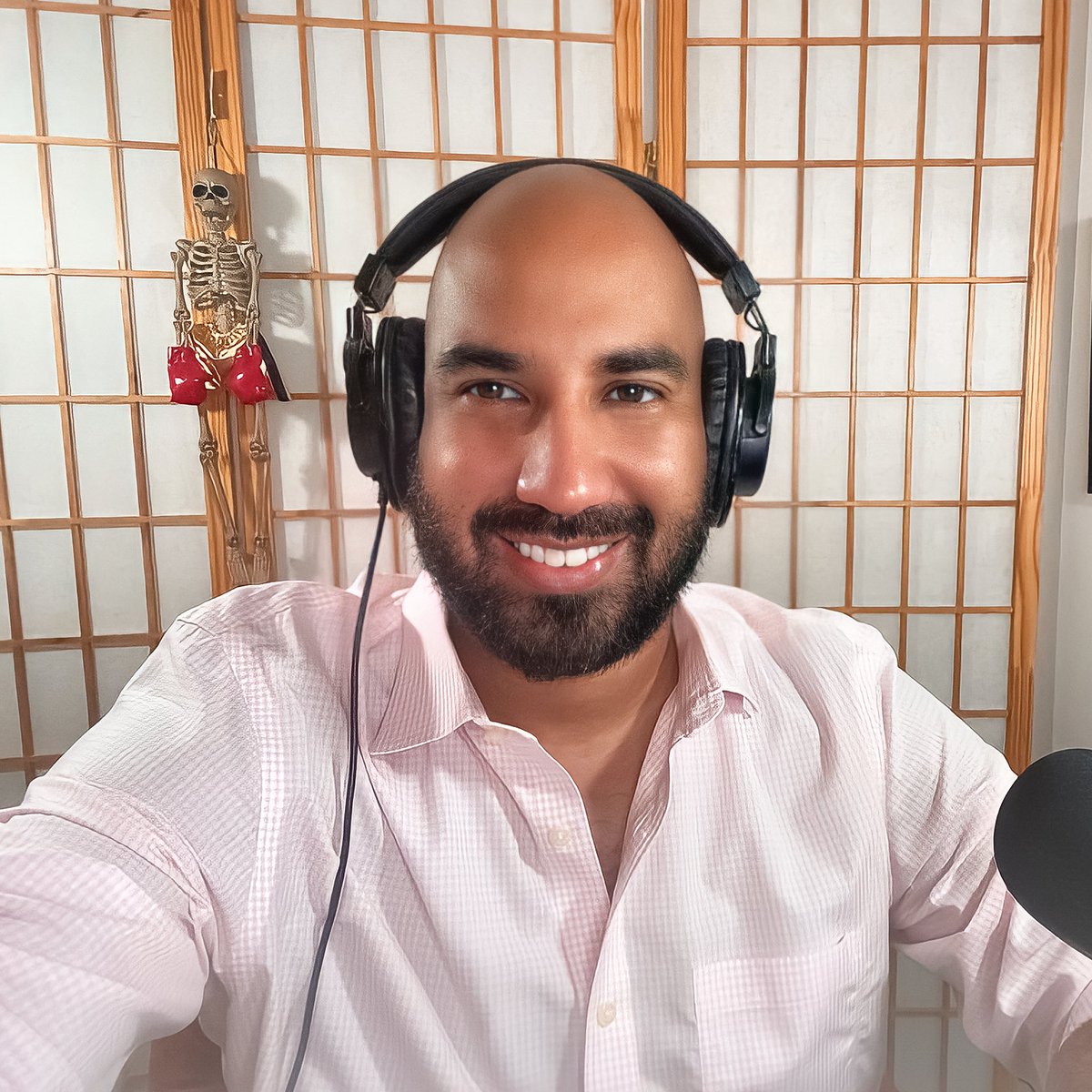 FDBplus's tweet photo. 𝗕𝗢𝗫𝗖𝗔𝗦𝗧 𝗠𝗢𝗗𝗘
🗣 #ElBoxcast 🎙
🎧 Escuchar 👇🏽
🟢Spotify >
https://t.co/bu7eKyPaKq
🟣 Apple Podcast >
https://t.co/6P8f2XJUX1
#RedesSociales
►Facebook: https://t.co/okOxD7XMMs
►Instagram: https://t.co/lFNJQe4bxe
►YouTube: https://t.co/tEx64iivsP
📸 @jcg_designs https://t.co/M7jmZxjJ9c