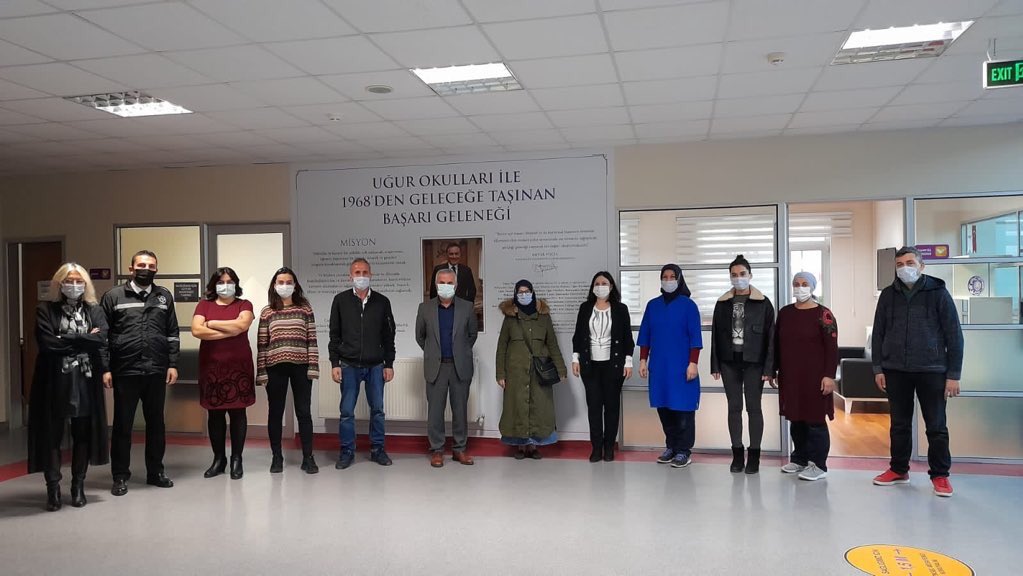 #UgurluOlmak  Tüm Yöneticilerimize Öğretmenlerimize ve personelimize 1.Çeyrek Eğitim-Öğretim Dönemindeki Gayretli ,titiz ve özverili çalışmalarınız için teşekkür eder İyi Tatiller dileriz #bizuğurlubiraileyiz💜 <a href="/kulu_necati/">Necati Tanrıkulu</a> @endergur55 <a href="/SeyitahmetSulu2/">Seyitahmet Sulubey</a> <a href="/zuhalsarac2/">zuhalsarac</a>