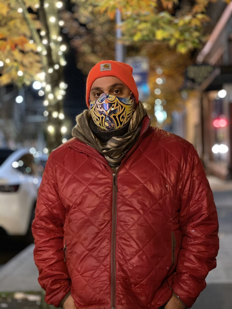 AndruEdwards's tweet image. Night shots on #iPhone12ProMax 📲