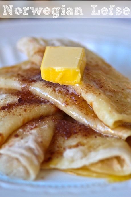 chathamcoline's tweet image. Mmmmm😋...Lefse is sooo delicious! 🇳🇴 #lefse #norweiganpancakes #norwayisbeautiful #MillionMAGAMarch #MarchForTrump