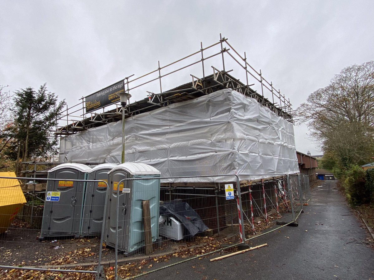 SamScaff2003's tweet image. #TemporaryRoof #Scaffolding in #Dorchester #Dorset for #construction work and #Roofing #blackandyellow
