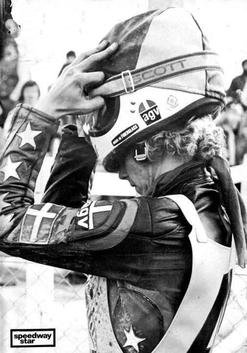 UprightSpeedway's tweet photo. It's the #SameNameGame. It might be their first name or their last, but they share a name #WhoAreThey? https://t.co/XhZmtLXrmN