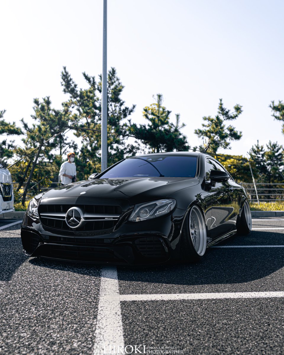 roooki_v37's tweet photo. 絶対見たかったEクーペ🔥
引くほどカッコよかった🥺
#benz
#eclasscoupe
#スタンスネーション https://t.co/NKbJOBEgRm