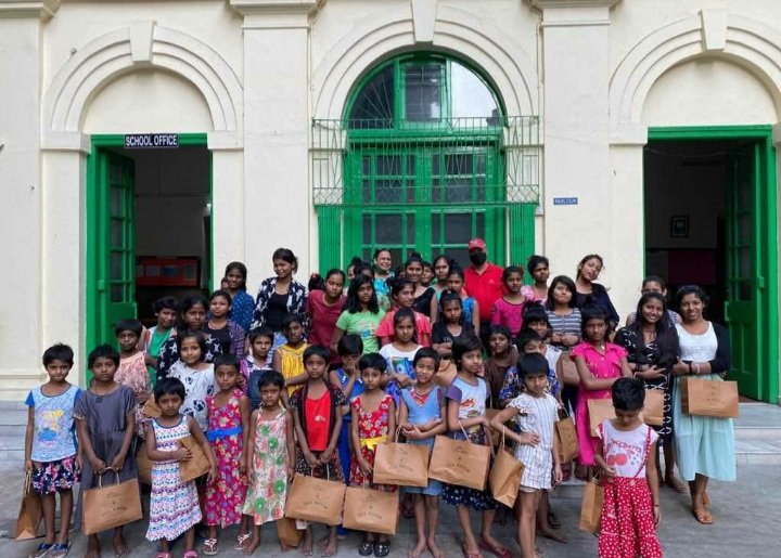 joyphukan's tweet image. The true spirit of #Diwali @GoodrickeTea celebrating Diwali with children in Kolkata who have been unfortunately orphaned by organising lunch for them.