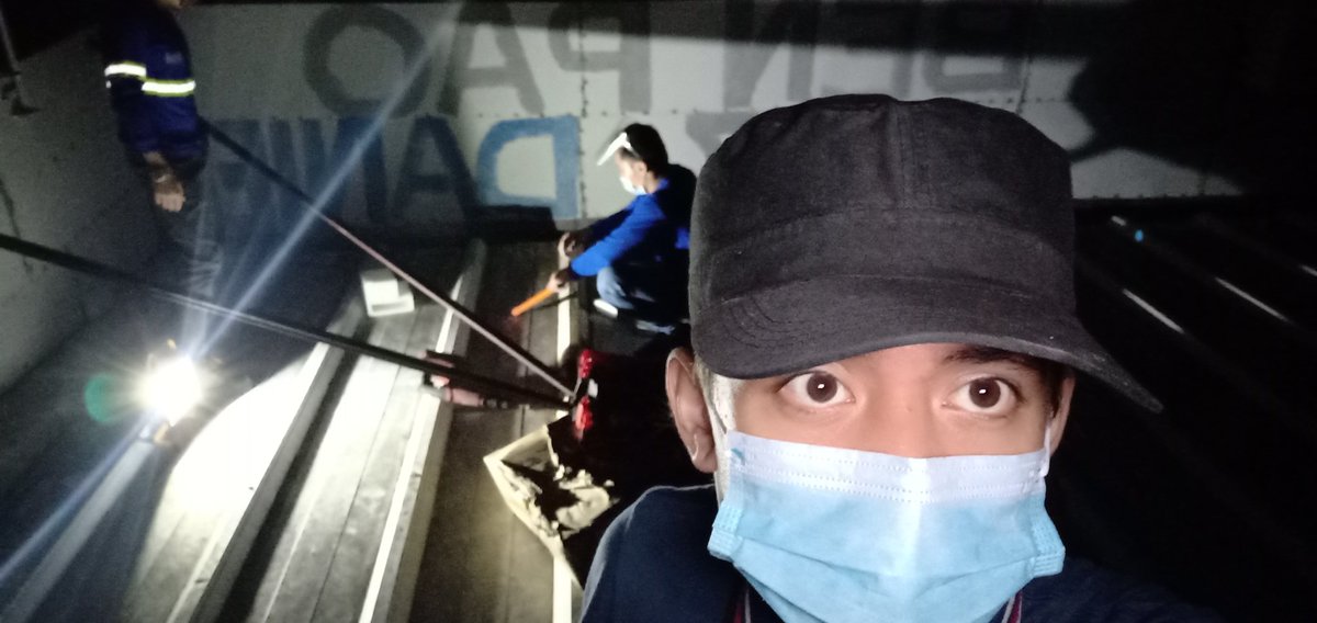 SaddJoker's tweet image. Bubong gaming dahil walang roofdeck! Sana wag umulan! 🙏🙏
#GPSinstallation👷‍♂️