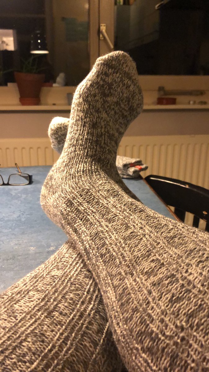 adriaannorbart's tweet photo. Klaar voor het allereerste online NVMO congres? Hebben jullie je sokken al? #nvmo2020 https://t.co/wYgy5m9tRd