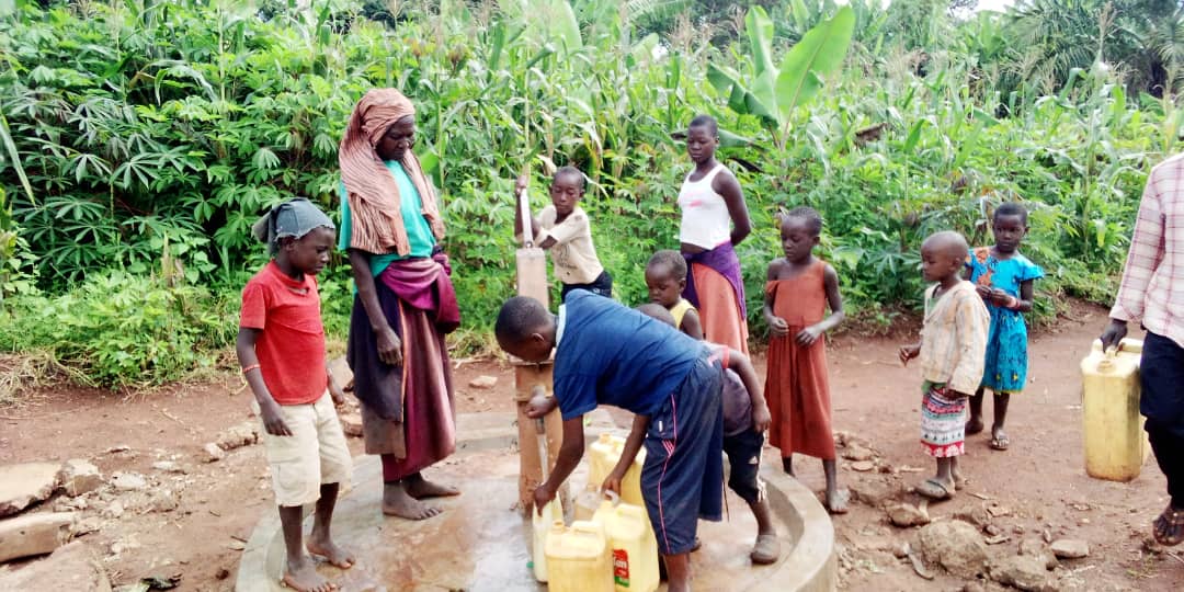 UgHumanityfirst's tweet photo. We have also completed refurbishment of another borehole in Iganga District. #SafeCleanWater
@min_waterUg @OPMUganda @GovUganda @nwscug https://t.co/5086pDbP5X