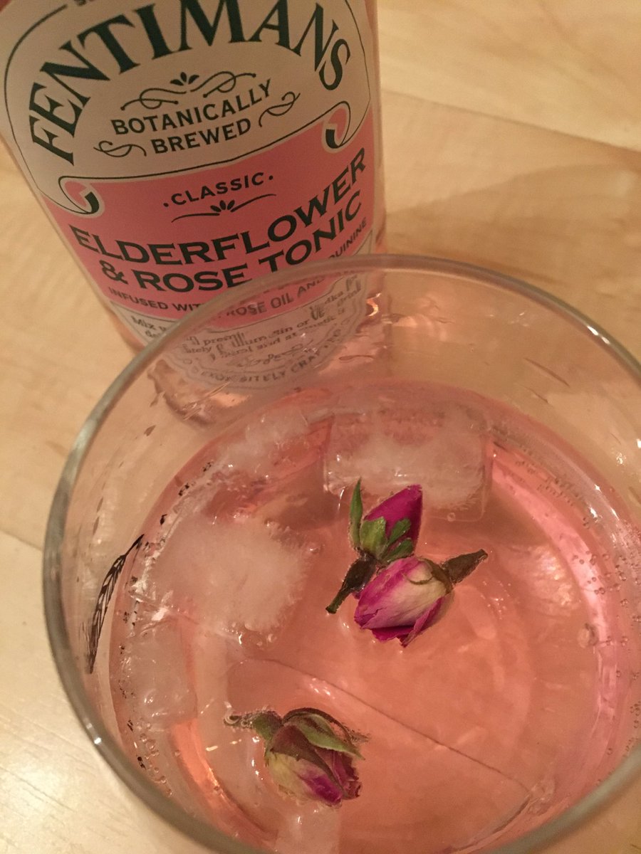 Gin Tonic tweet media