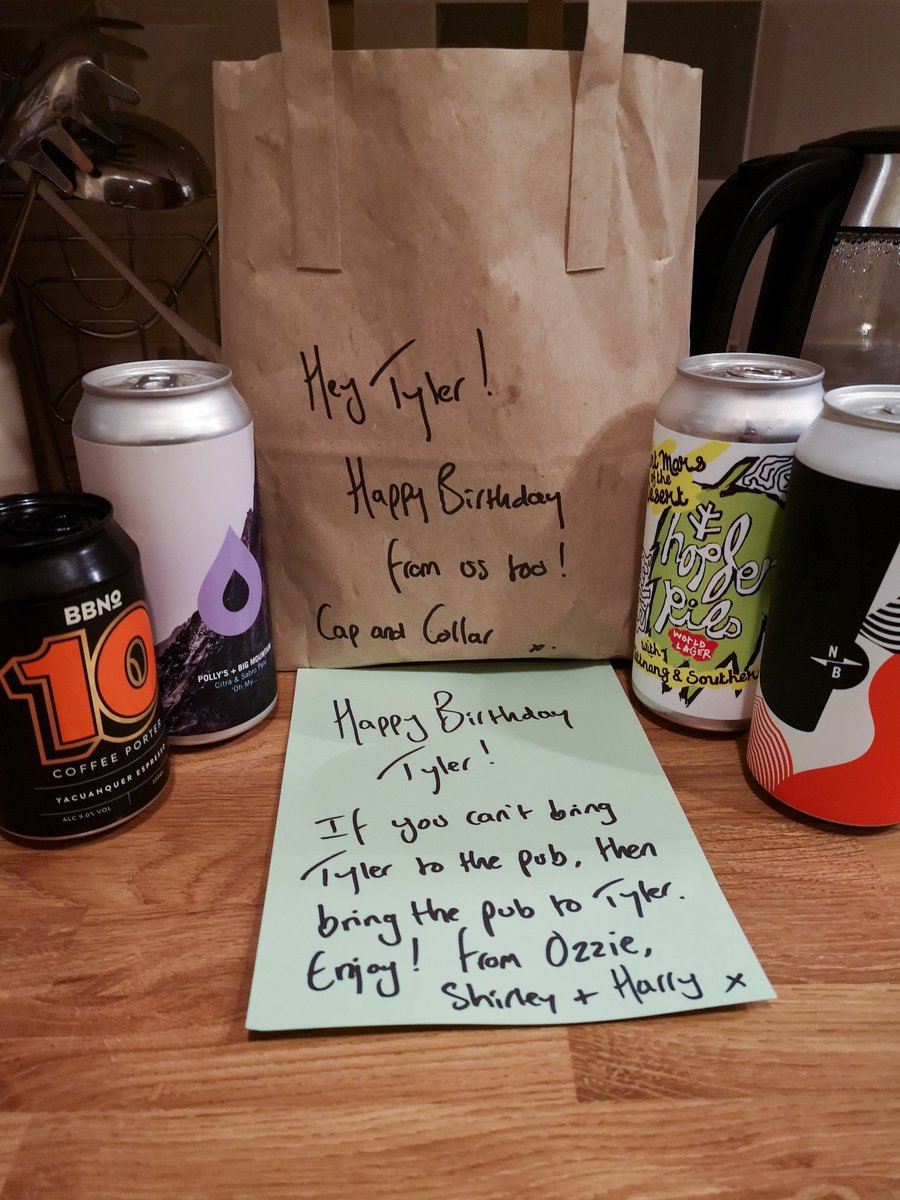 Unexpected delivery from <a href="/capandcollar/">Cap and Collar</a> thanks to <a href="/Zwaldino/">Andrew Oldale</a> apologies for the look of confusion on my face!! Cheers!! 🍺🍺