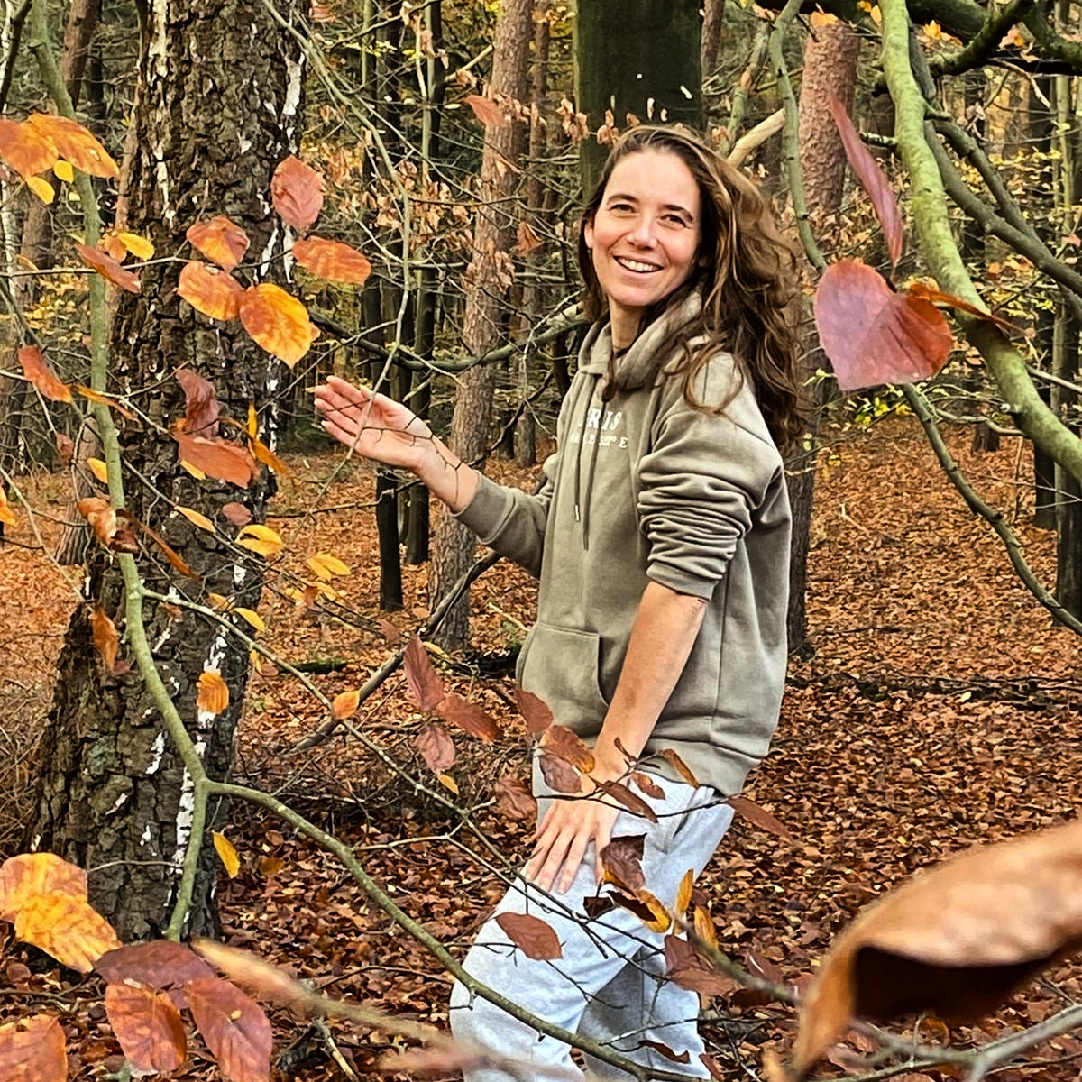 IngeCommissaris's tweet image. Wat is het bos mooi!!! 🍂🍃

#joggingpants #CasualConcept #Casual #loveit 

@Primark great hoodie! 👌👍