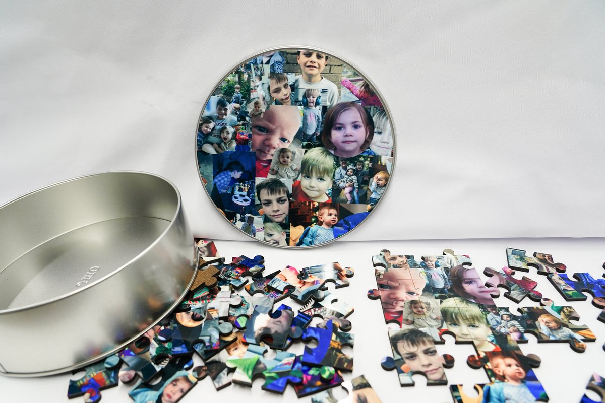 50lougift's tweet photo. Puzzles are back in 2020. Give the grandparents a two for one with a puzzle of the grandkids. We print custom puzzles. Get in touch with your order. #smallbatchprinting https://t.co/qYijQQPIL3
