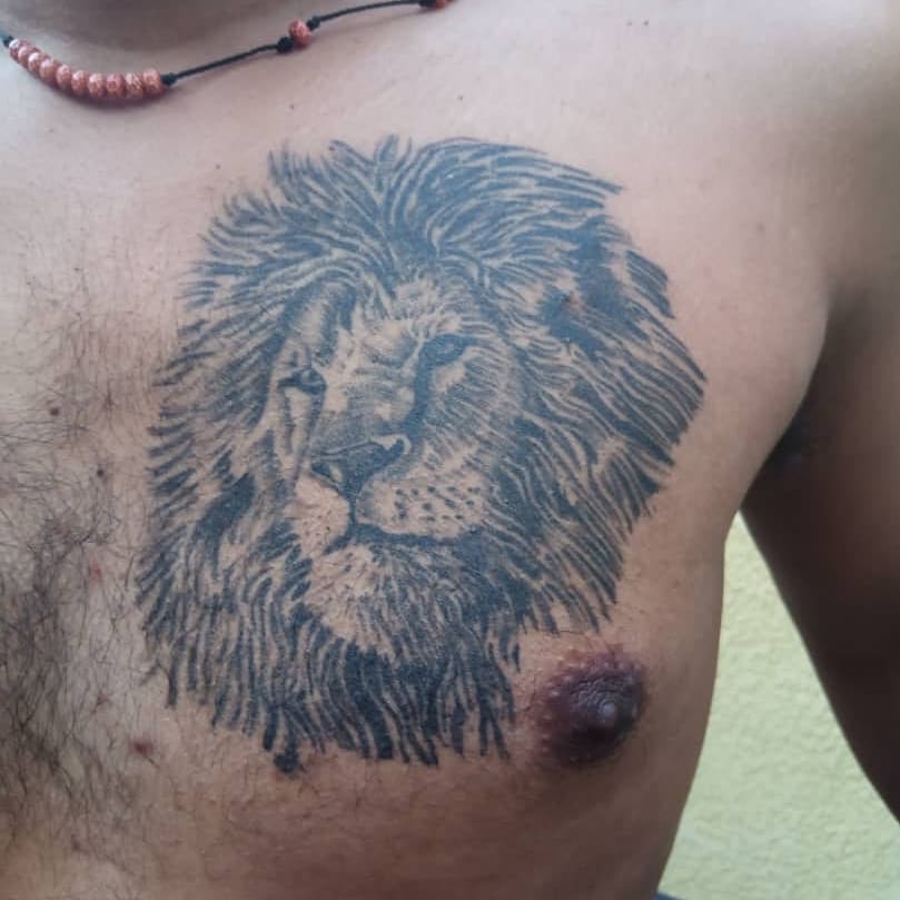 Hashize amezi 2  dukoze iyi Tattoo 
Ifoto yumunsi 😄

2 months healed Tattoo 😄
Pic of the day 

#tattoos#tattoo#kigalitattoos#ink#rwandatattoos#inked#darkskinbodyart#tattoolife#rwandaful#kigalirwanda#art#tattooartist#sachapharaoh#tattoing#visitrwanda#tattooartist#tattoed#rwanda