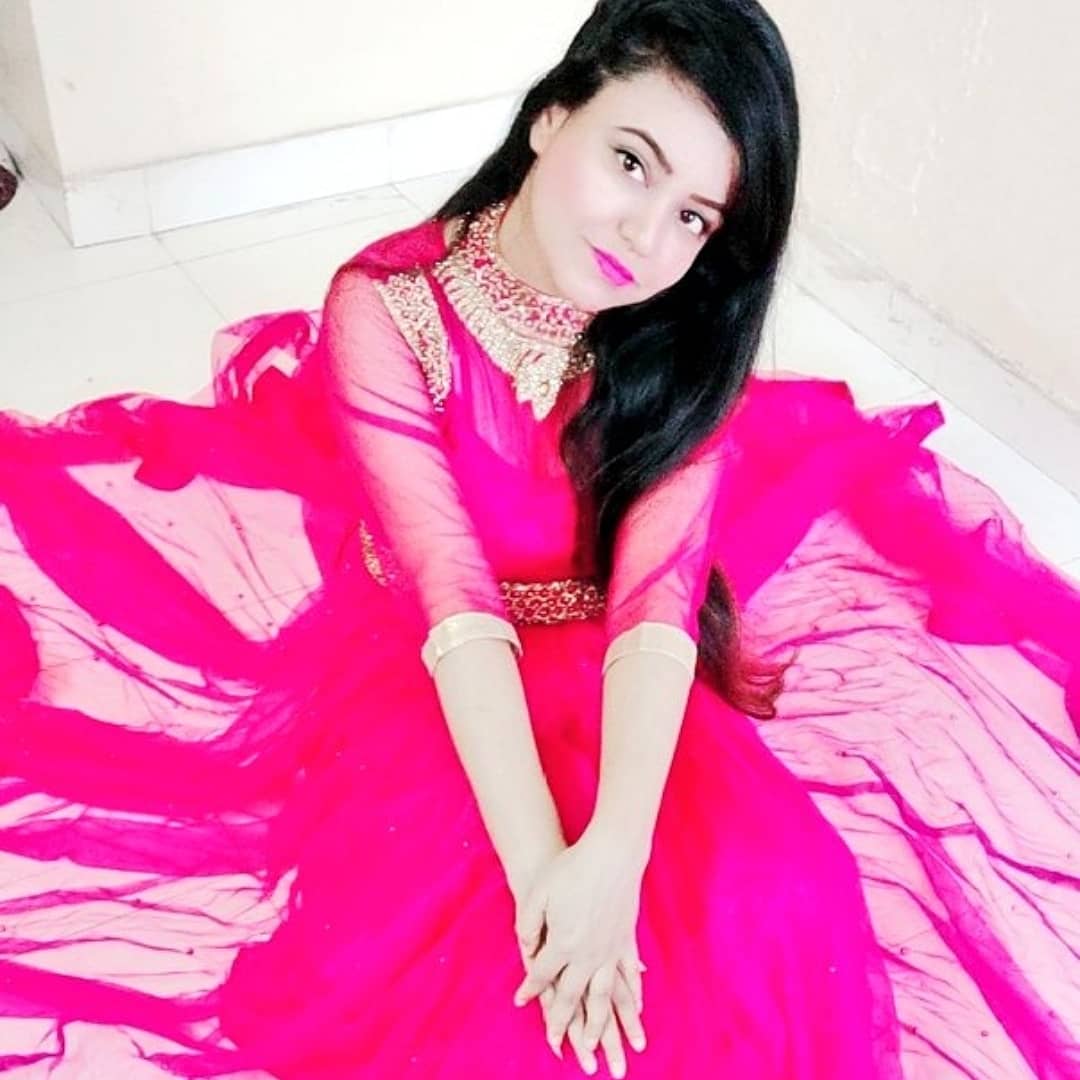 Officialy_Sana's tweet image. 🪔

#LightsCameraFaces #FacesCanada  #ForAllYourFaces