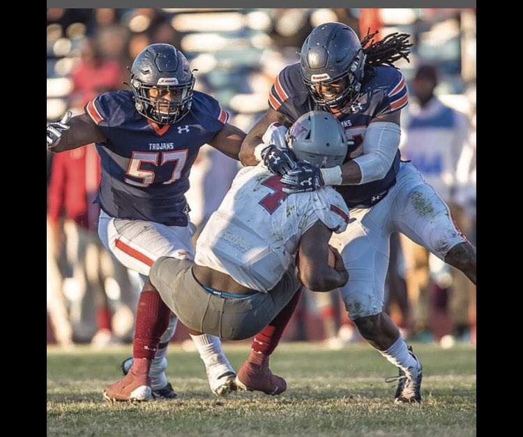 reggiebarlow's tweet photo. Miss our guys making plays! Blue Blue Blue https://t.co/egWxpRVi9Z