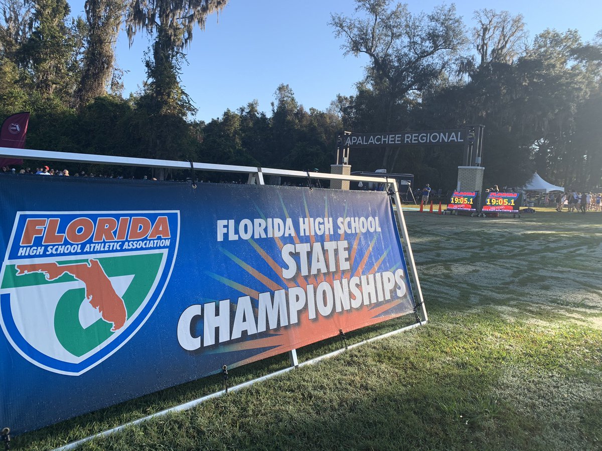 Run_Tally's tweet photo. There’s something so beautiful about the new finish line at the ARP! #iHeartTally #RunTally https://t.co/InGtQH73uM