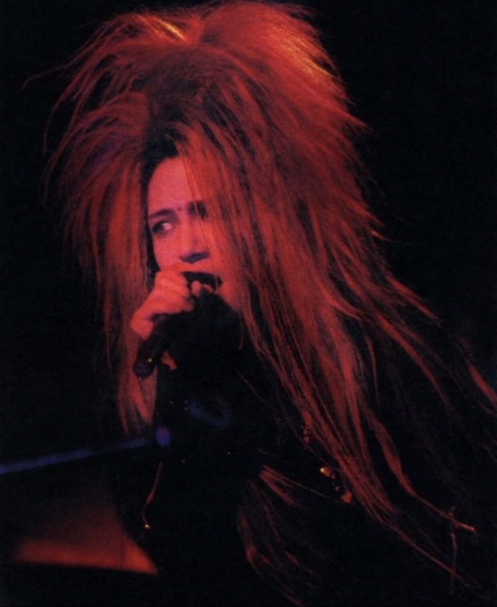 ちゃんとネット検索したら 私が見た事ない比較的高画質の赤髪ロン毛