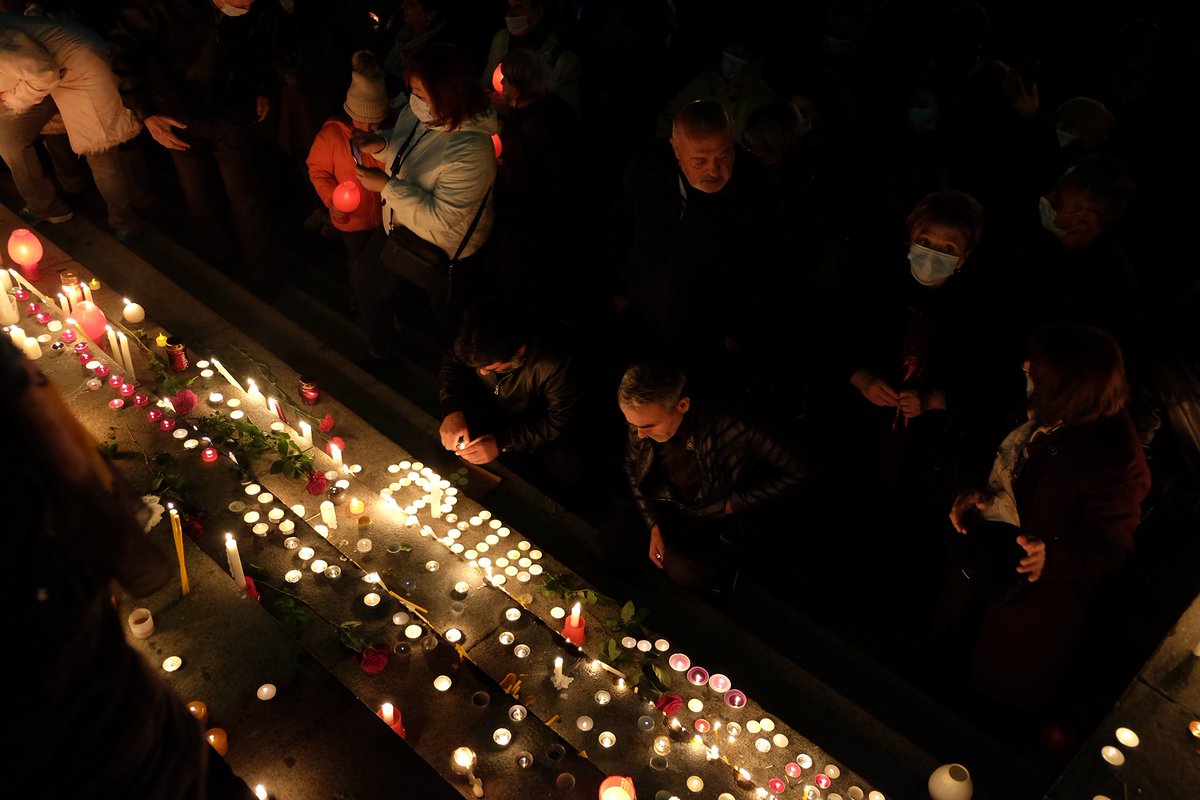 CivilNetTV's tweet photo. Candlelight vigil in #Yerevan's Liberty Square in memory of the soldiers and civilian victims of the 2020 #Artsakh War.
#Karabakh #Armenia #NKpeace

Photos by @CivilNetTV, Levon Arshakyan https://t.co/P3AJ5d6NGB