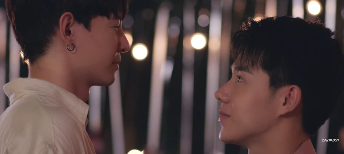 mansinarang19's tweet photo. The surprise of gui for solo was so heart touching❤🥺
SOLO- Guitar is the only happiness
GUITAR- Solo is my dream, my hope , my everything and love
I LOVE YOU SOLO ❤🥺
THIS WHOLE CONFESSION 🥺😭😭
#Oxygentheseries
#OxygenEP10 #NutPetch #SupanutPetch #SoloGui https://t.co/FQjtnlzTo3