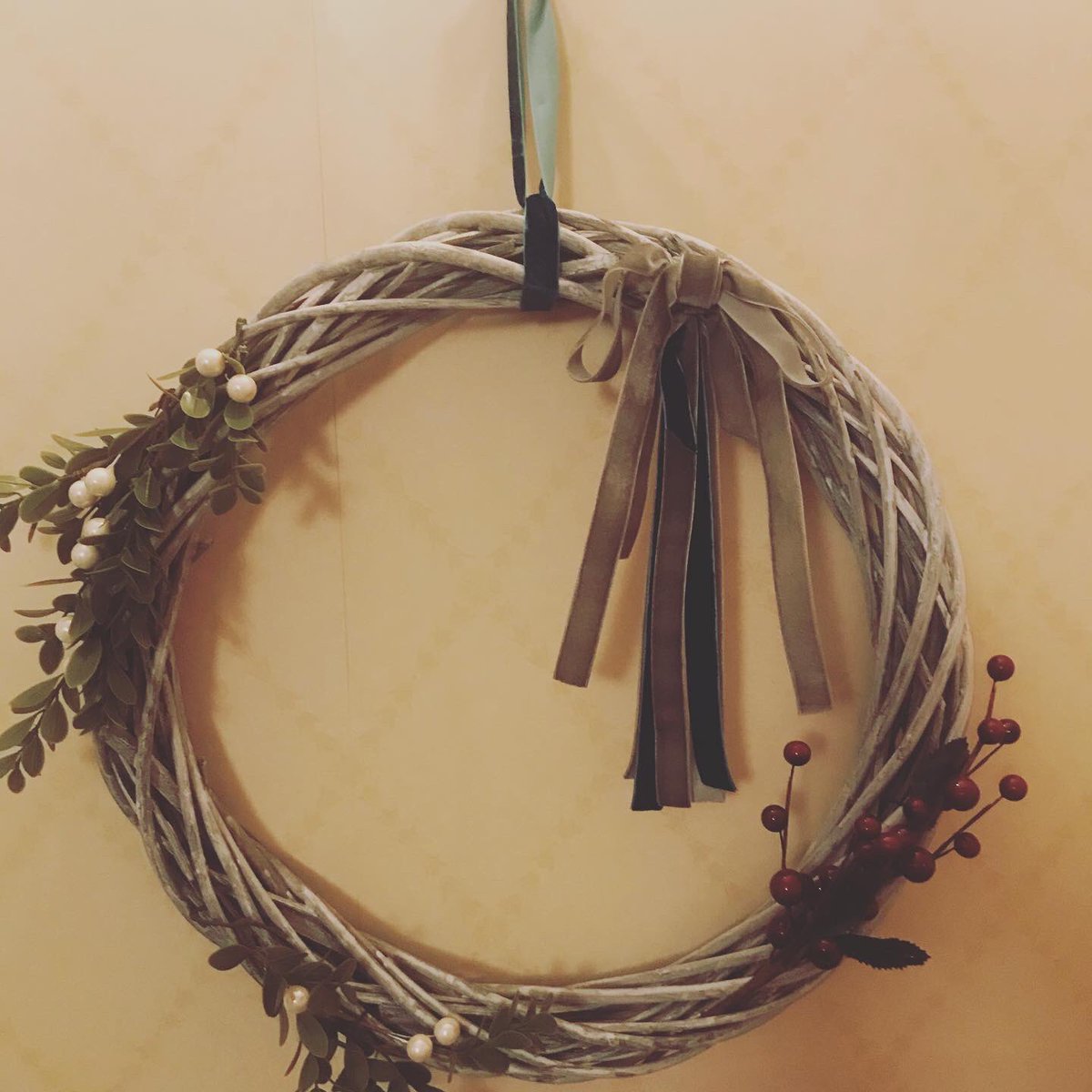 ed_brew's tweet photo. Needs to do something different and trying something new is supposed to be good for your well-being. So...... had a go at making my own Christmas wreaths this year. Quite proud. ☺️#wellbeing #christmasdecor https://t.co/N0SSmTmBy8