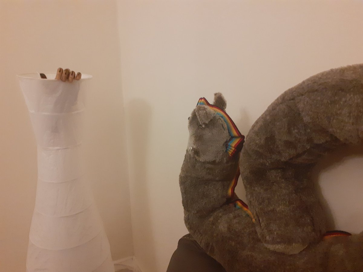 Morganaconda1's tweet photo. Uh.
There's someone in the lampshade...
What do I do?
#cursedtoys #visitor #hunt? #enwrap? #run? https://t.co/yaMykBZ4mv