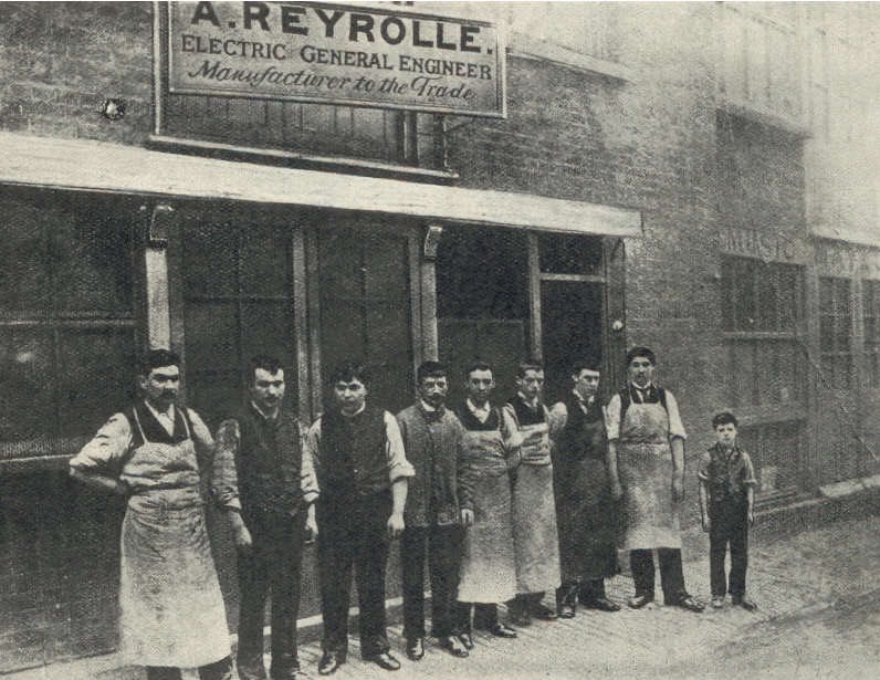 At the turn of the 19th century, Clothier was working for the consulatany Merz & McClellan advising electrical manufacturers on switchgear & protection. In 1906 he was seconded to the (then small) manufacturer A Reyrolle & Co. Reyrolle moved his works from to Hebburn in 05 [6/26]