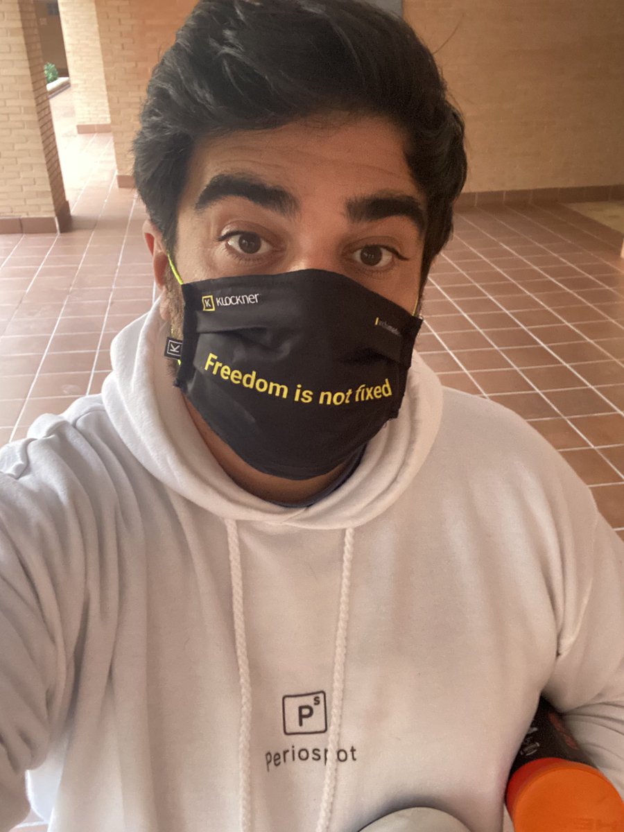 Cisco_research's tweet image. 😍🍾 @roblesdrc and me we are in with these @periospot accessories