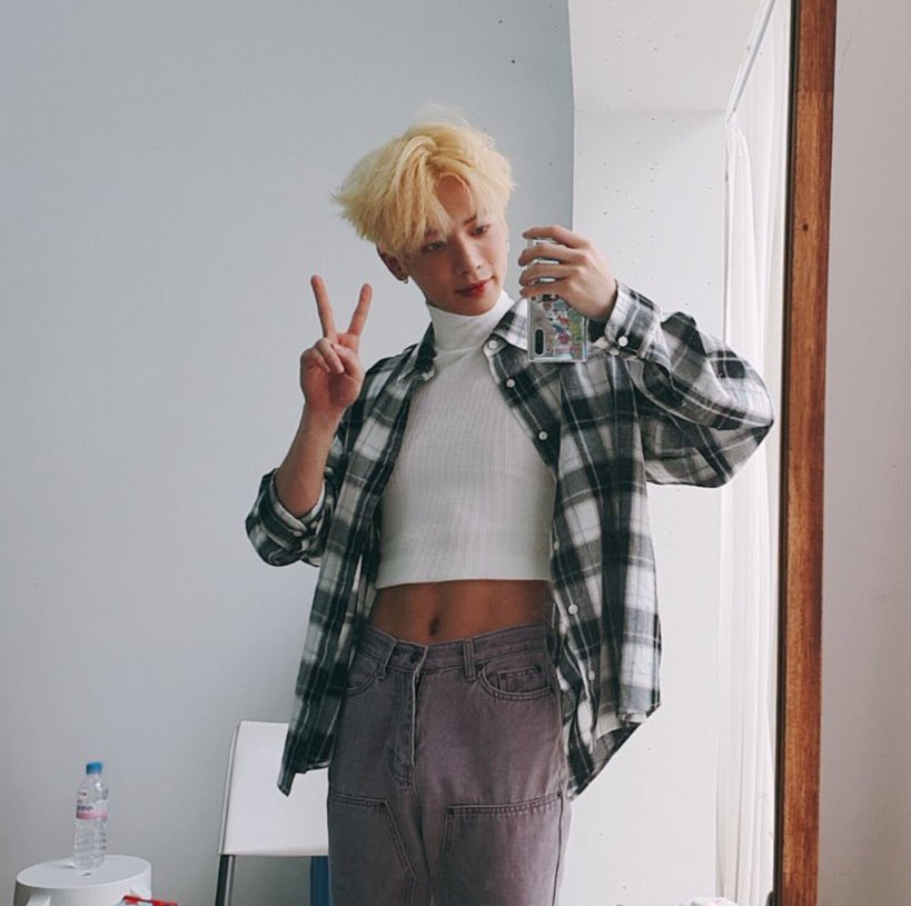 T82NOA's tweet photo. male idol thinspo - a much needed thread https://t.co/lMqDKHZttE