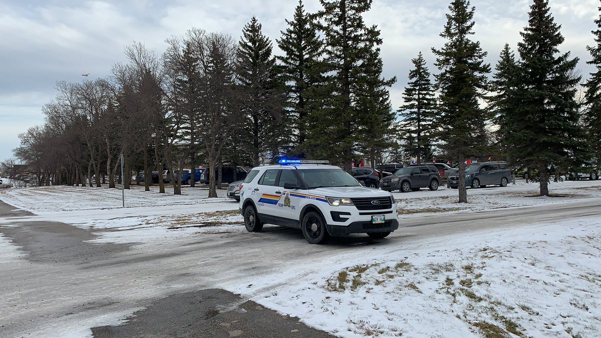 RCMP have blocked the entrance. An officer on scene tells me it’s because he ‘doesn’t want anybody to get run over.’  @ctvwinnipeg