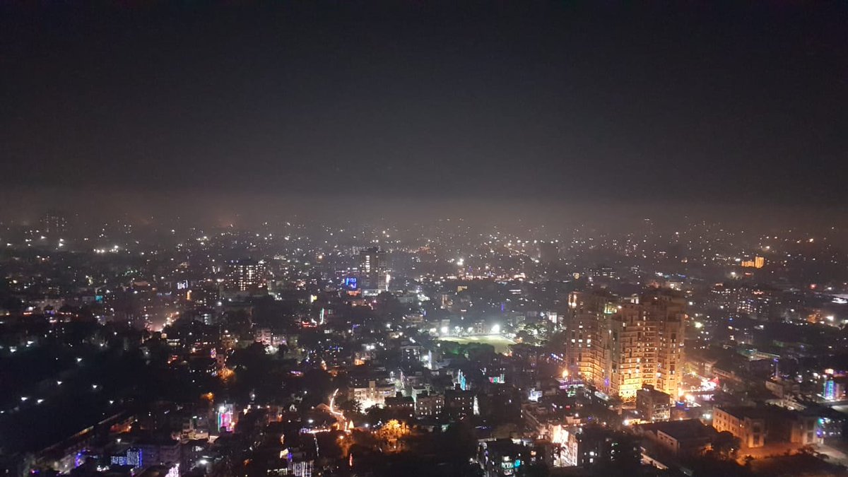 HimadrisarkarES's tweet photo. #EiSamay #KolkataPolice so far arrested 290 persons &amp; seized  1054kgs. #fireworks on the night of #KaliPuja. Environmentalists said, this year #KaliPuja night was nearly #CrackerFree and pollution level was  lower. The night sky was clearer than last many years. https://t.co/FTi2apoQIO